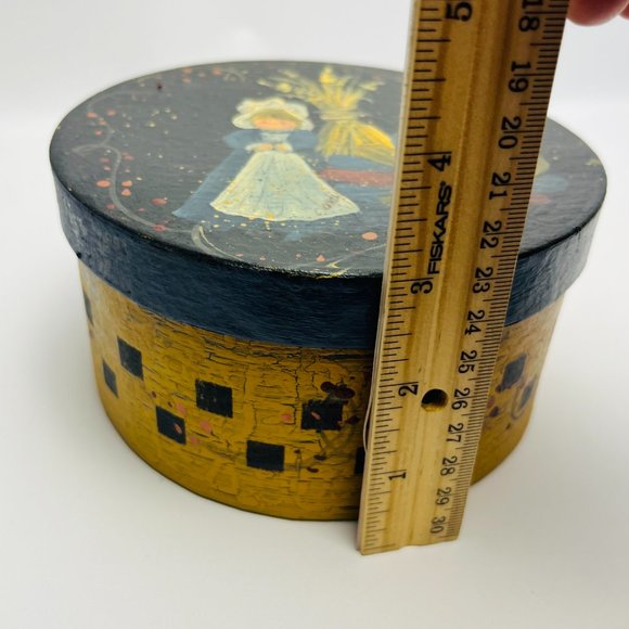 Hand Painted Little Girl Bird 6" Lidded Round Cardboard Box Vtg Signed - Picture 4 of 9